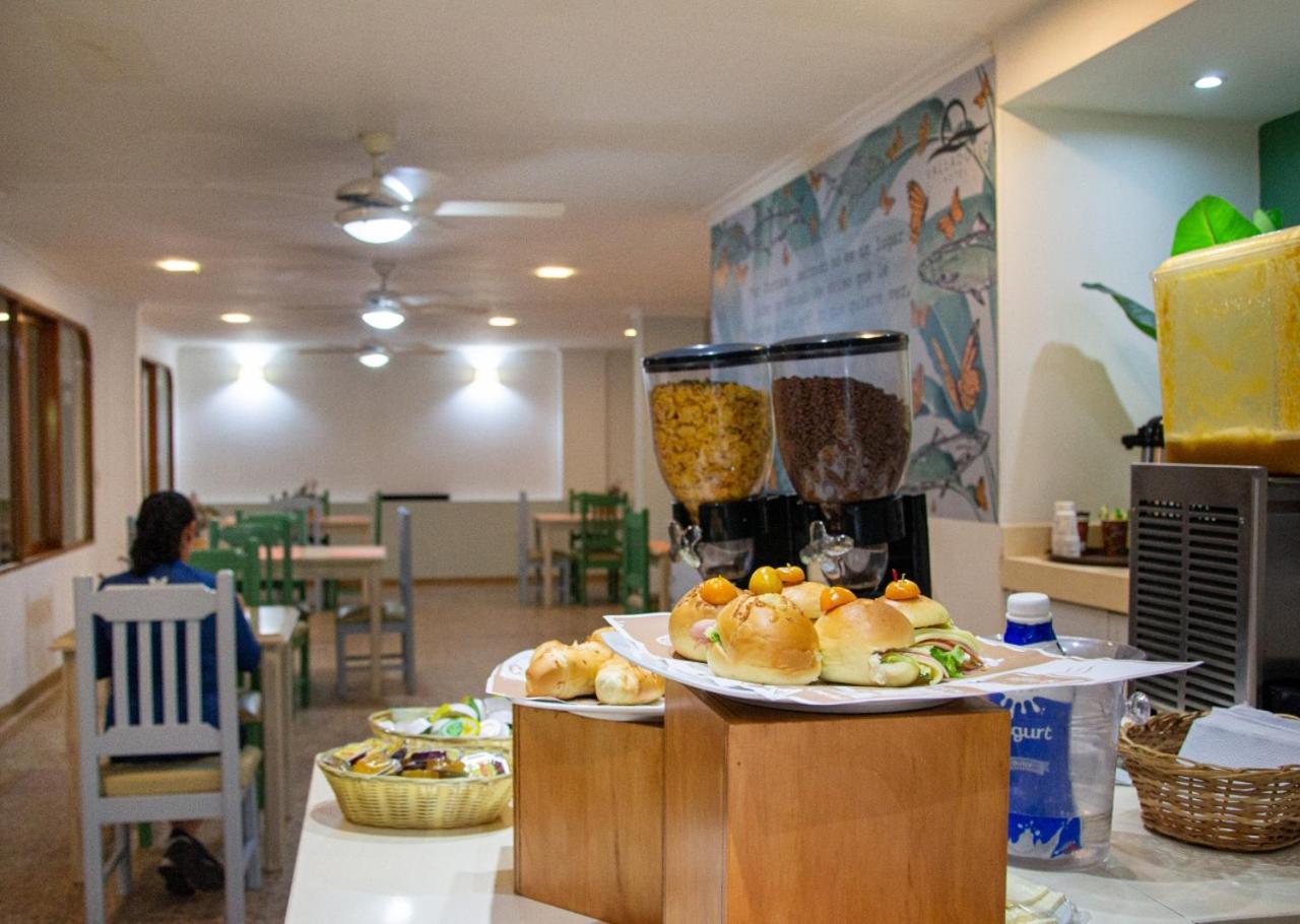Hotel Valladolid Santa Marta  Kültér fotó