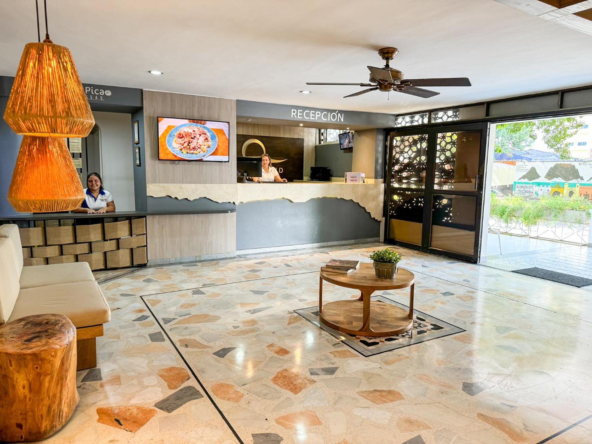 Hotel Valladolid Santa Marta  Kültér fotó